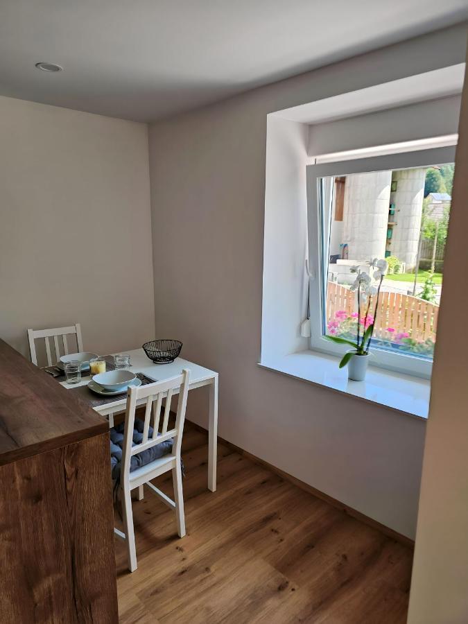 Charming Bella Hideout - Adults Only Lejlighed Jesenice Eksteriør billede