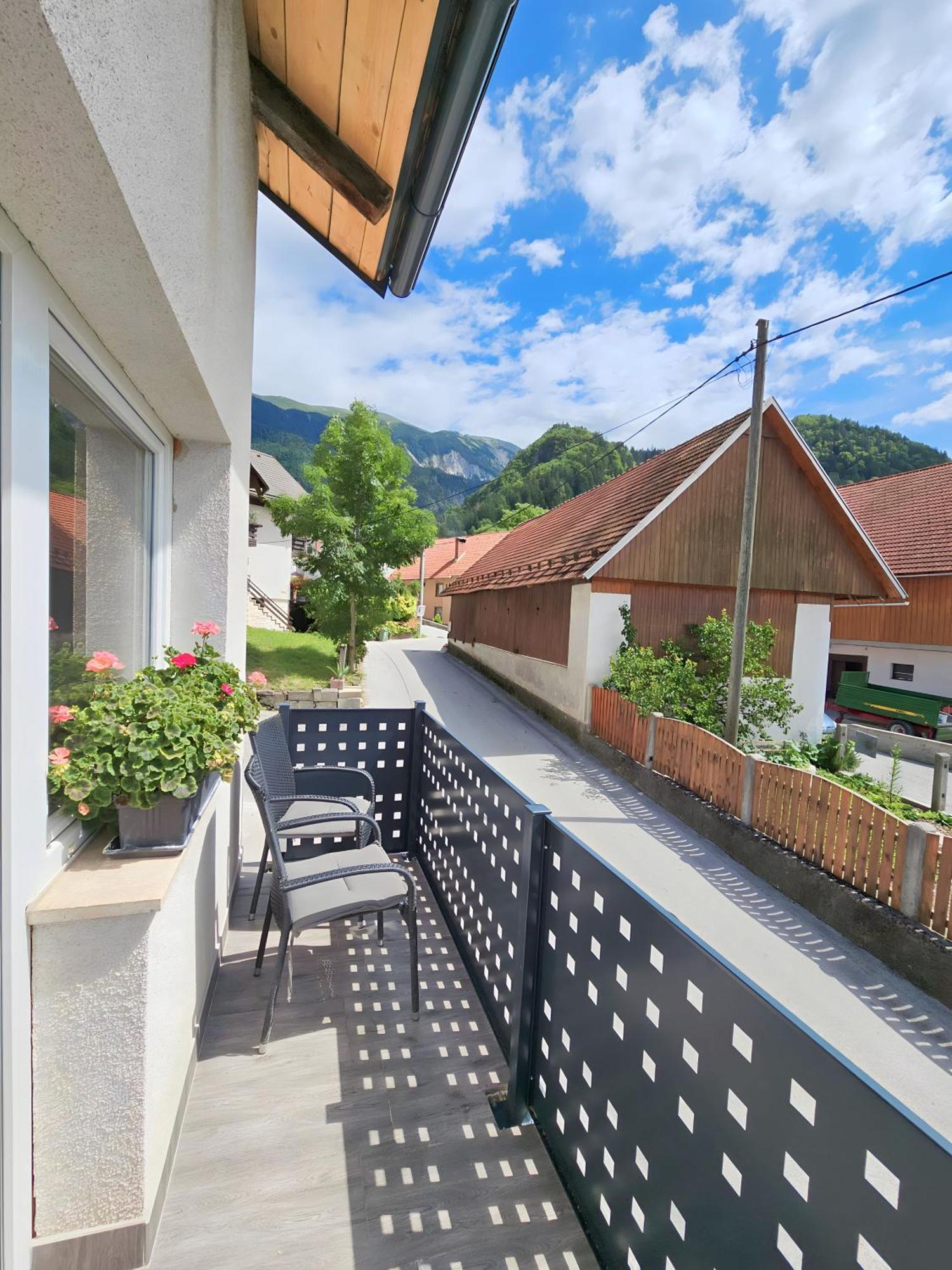 Charming Bella Hideout - Adults Only Lejlighed Jesenice Eksteriør billede